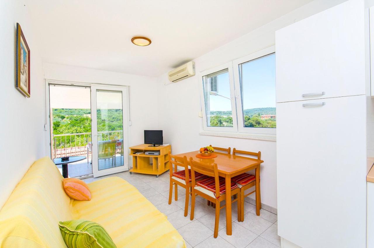 Apartments Kazimir Necujam Ngoại thất bức ảnh