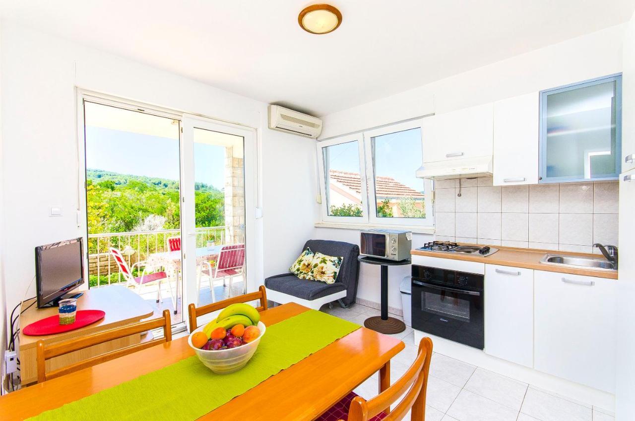 Apartments Kazimir Necujam Ngoại thất bức ảnh